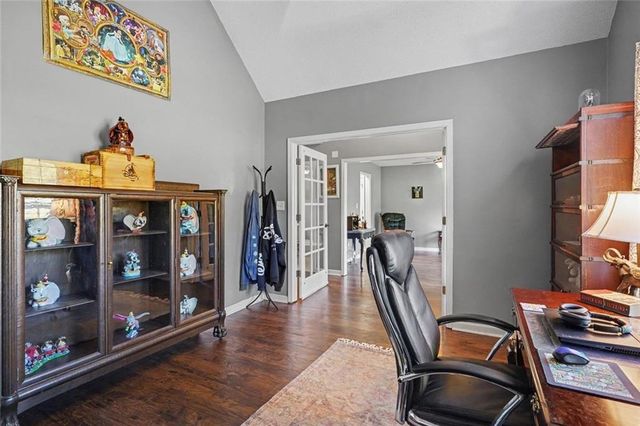 285 Creekside Way, Mcdonough, GA 30252