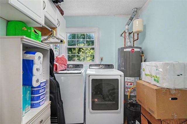 285 Creekside Way, Mcdonough, GA 30252