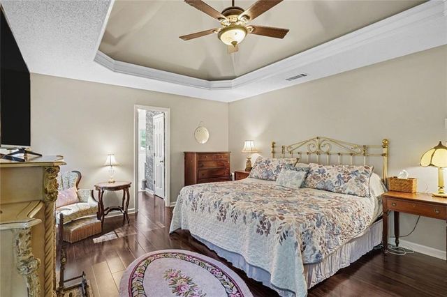 285 Creekside Way, Mcdonough, GA 30252