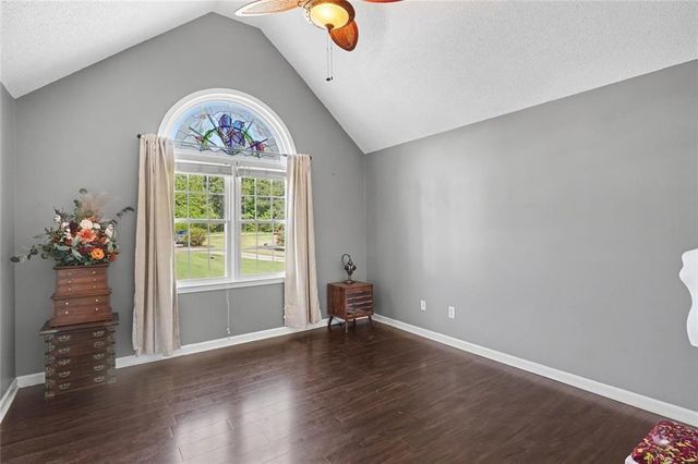 285 Creekside Way, Mcdonough, GA 30252