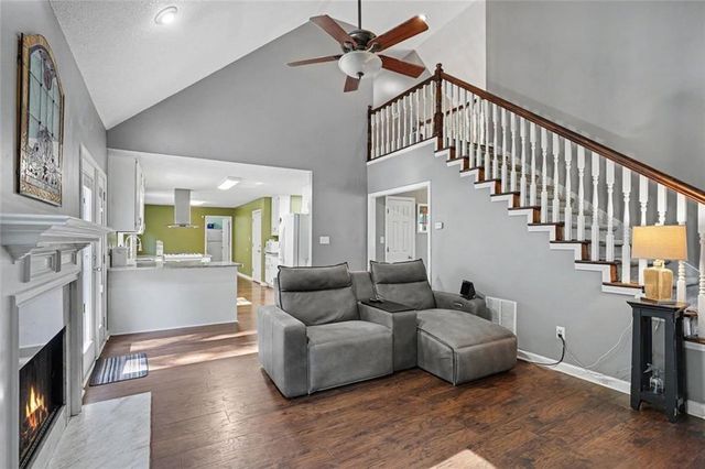285 Creekside Way, Mcdonough, GA 30252