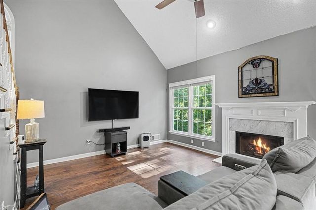 285 Creekside Way, Mcdonough, GA 30252