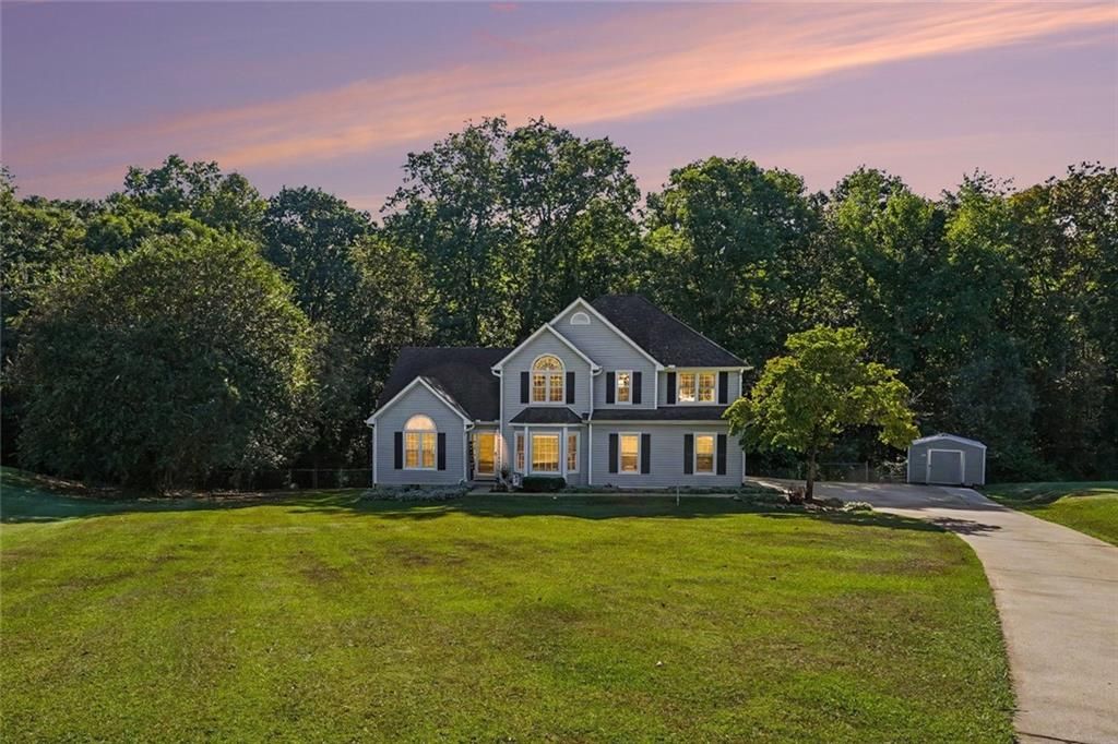 285 Creekside Way, Mcdonough, GA 30252