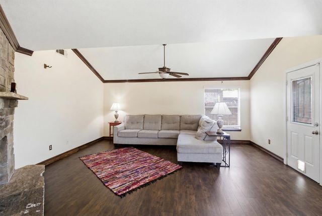 7029 Brookdale Drive, Watauga, TX 76148