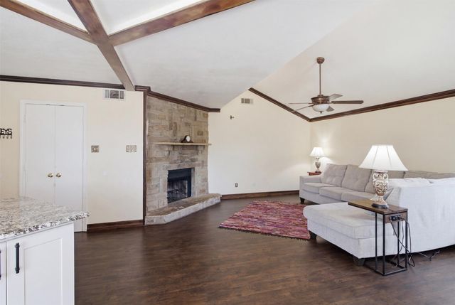7029 Brookdale Drive, Watauga, TX 76148