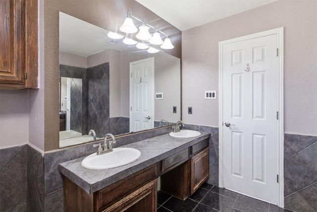 7029 Brookdale Drive, Watauga, TX 76148