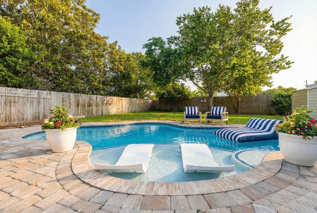 608 Legion Drive, Destin, FL 32541