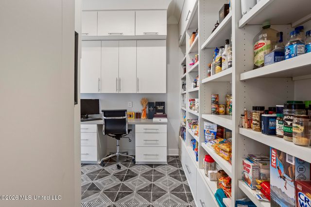 216 Eastpark Street, Ridgeland, MS 39157