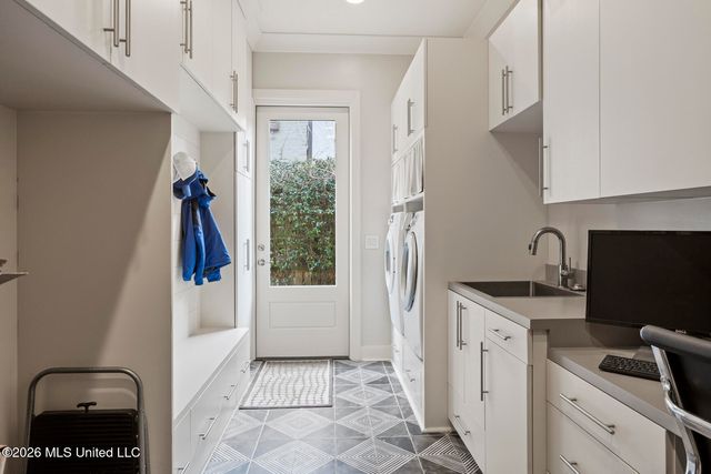 216 Eastpark Street, Ridgeland, MS 39157