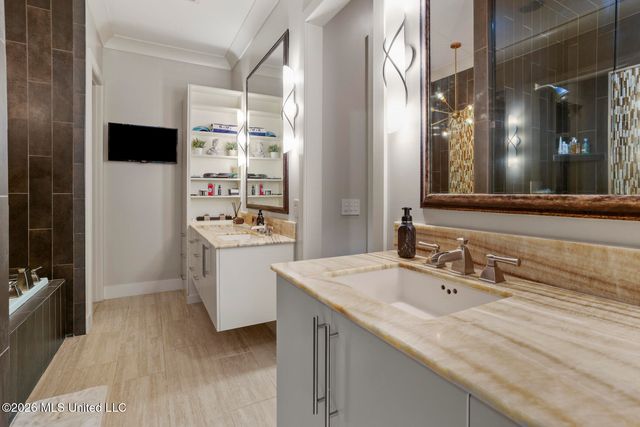 216 Eastpark Street, Ridgeland, MS 39157