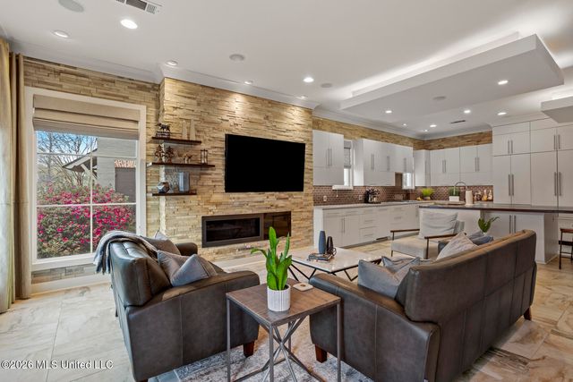 216 Eastpark Street, Ridgeland, MS 39157