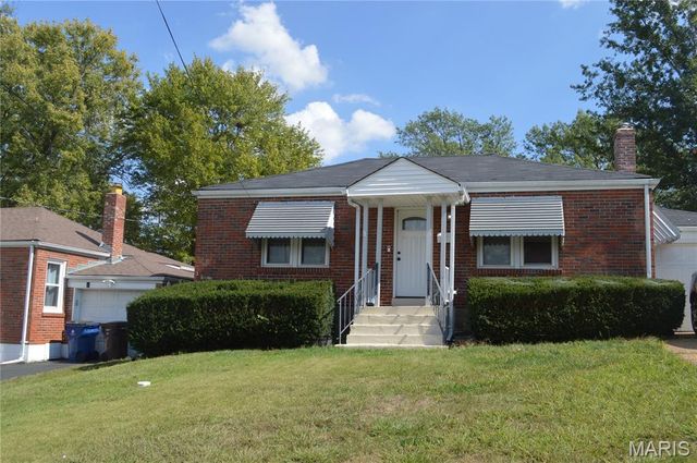 3520 Wismer Road, Breckenridge Hills, MO 63074