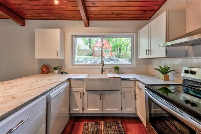 3348 Lynnray Drive, Atlanta, GA 30340