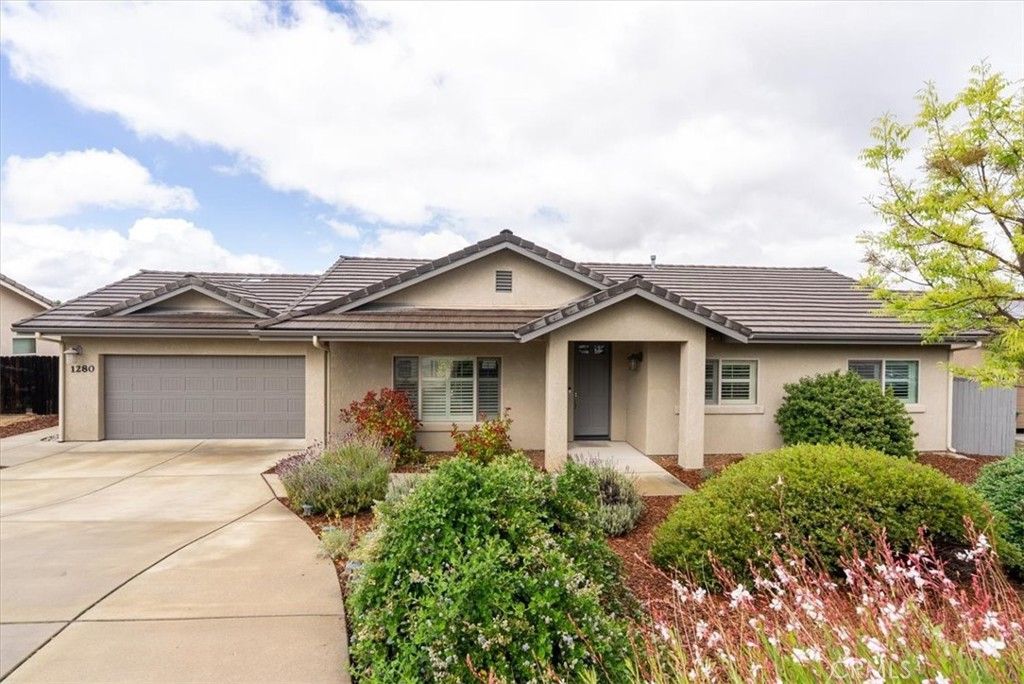 1280 Templeton Hills, Templeton, CA 93465