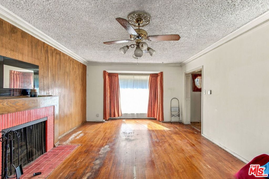 3436 S Dunsmuir Avenue, Los Angeles, CA 90016 — photo 4