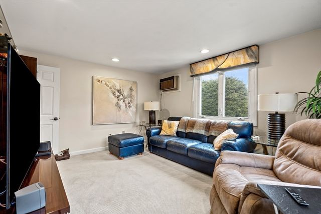 8 Summit View Dr., Swampscott, MA 01907