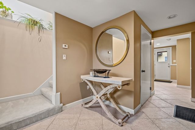 8 Summit View Dr., Swampscott, MA 01907