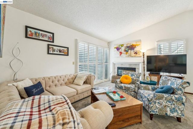38764 Huntington Cir, Fremont, CA 94536