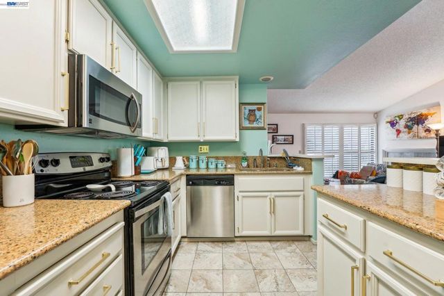 38764 Huntington Cir, Fremont, CA 94536