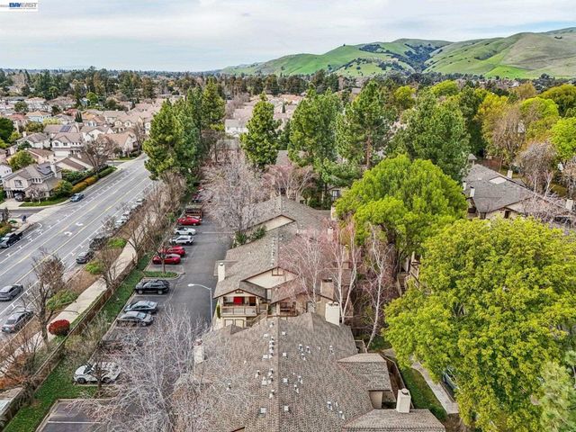 38764 Huntington Cir, Fremont, CA 94536