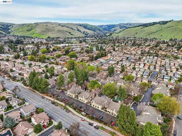 38764 Huntington Cir, Fremont, CA 94536