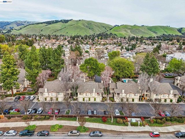 38764 Huntington Cir, Fremont, CA 94536