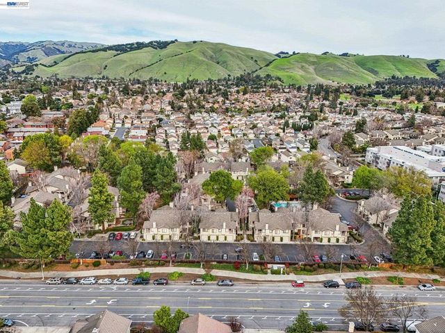 38764 Huntington Cir, Fremont, CA 94536
