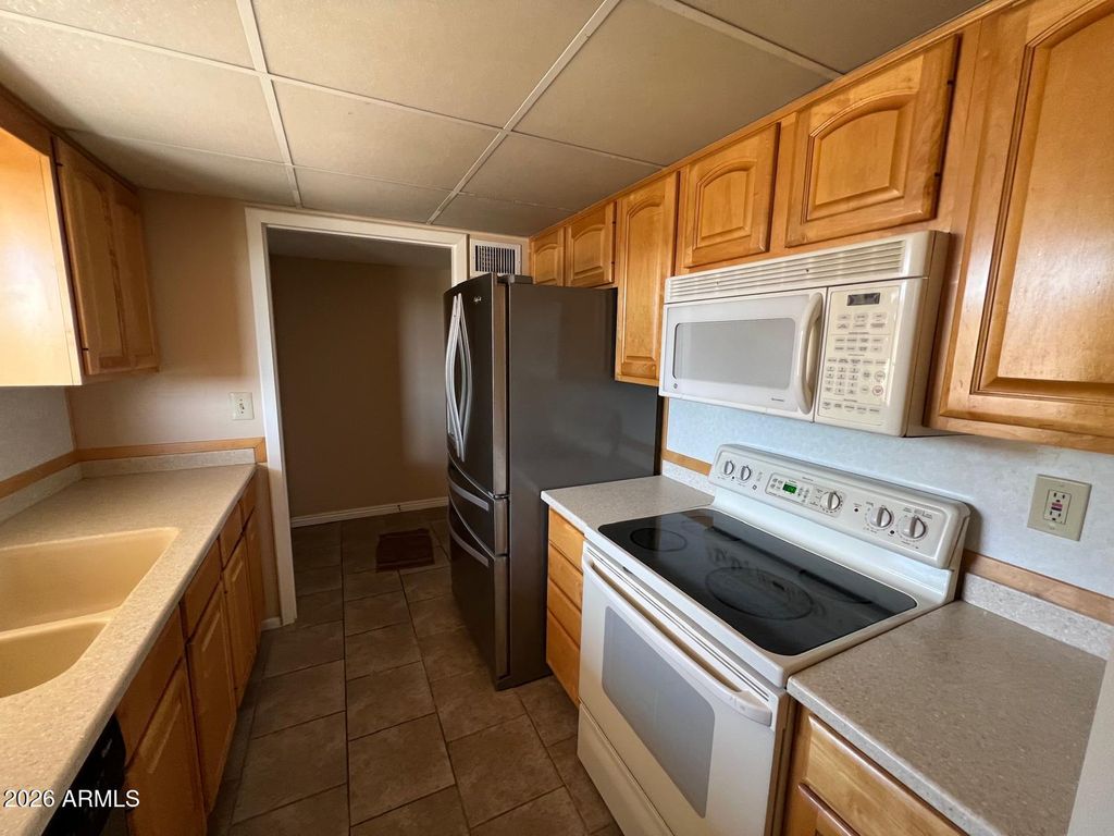 13621 N 98TH Avenue F, Sun City, AZ 85351 — photo 5