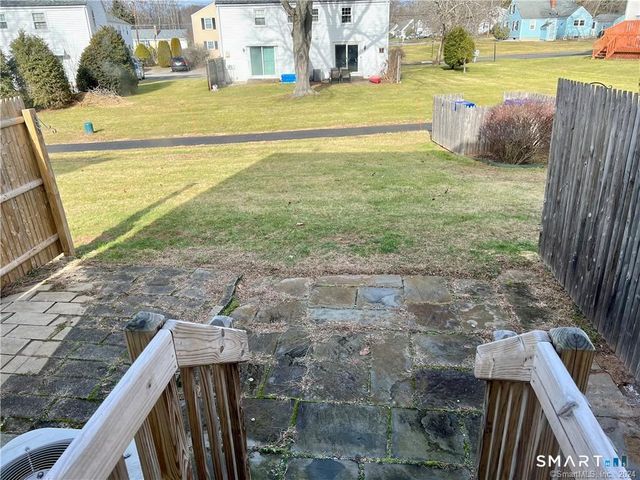 15 Meadowrue Drive 15, Glastonbury, CT 06033