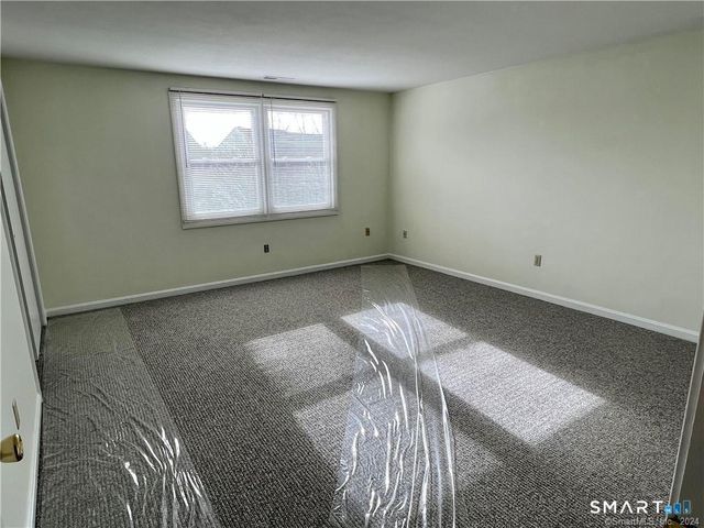 15 Meadowrue Drive 15, Glastonbury, CT 06033