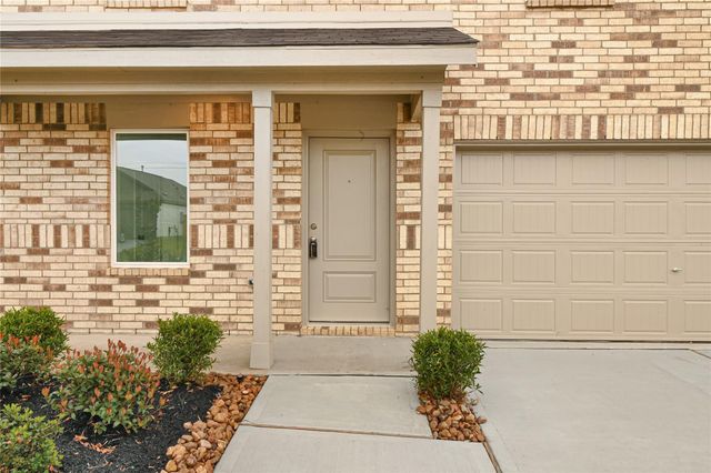 9318 Speckled Trout Drive, Baytown, TX 77521