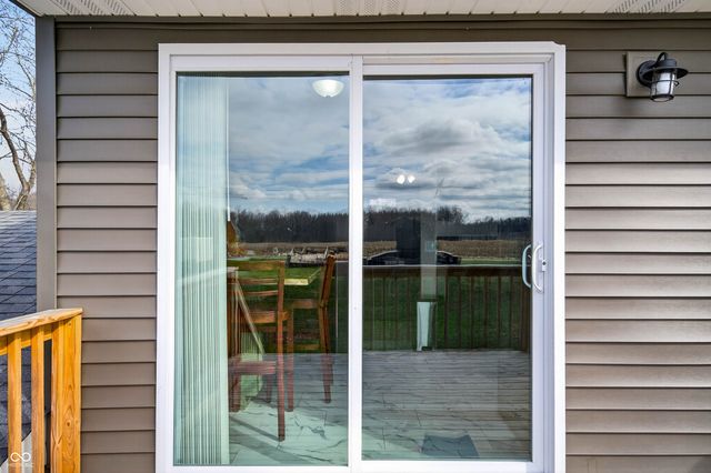 10961 W Hillview Place, Columbus, IN 47201