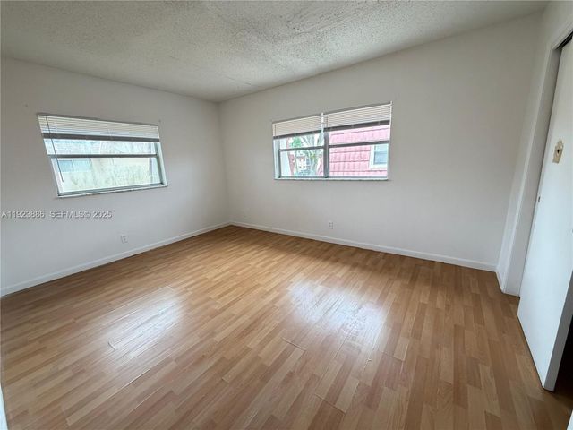 5327 NW 27th St D4, Lauderhill, FL 33313