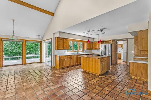 6045 Miakonda Trail, Sylvania, OH 43560