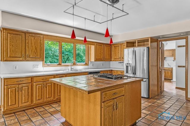 6045 Miakonda Trail, Sylvania, OH 43560