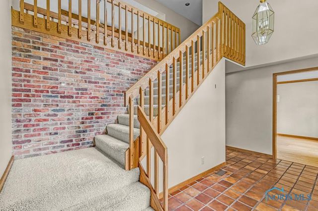 6045 Miakonda Trail, Sylvania, OH 43560