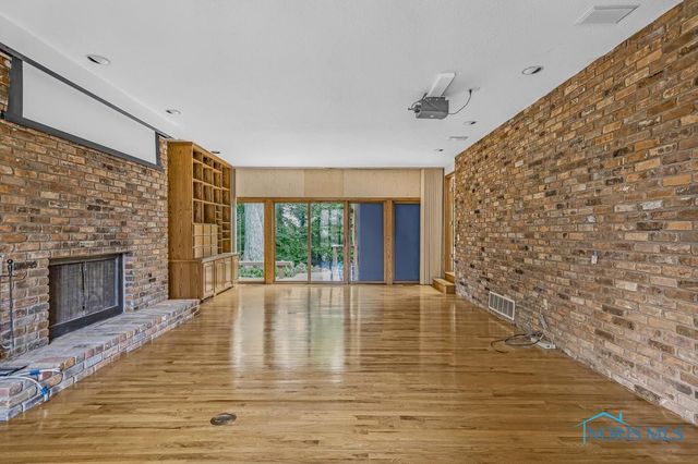 6045 Miakonda Trail, Sylvania, OH 43560