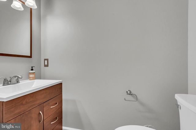 1052 CEDAR RIDGE CT, Annapolis, MD 21403