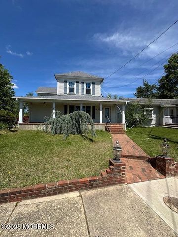 421 W Lincoln Avenue, Oakhurst, NJ 07755