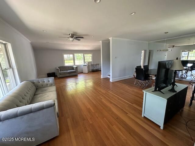 421 W Lincoln Avenue, Oakhurst, NJ 07755