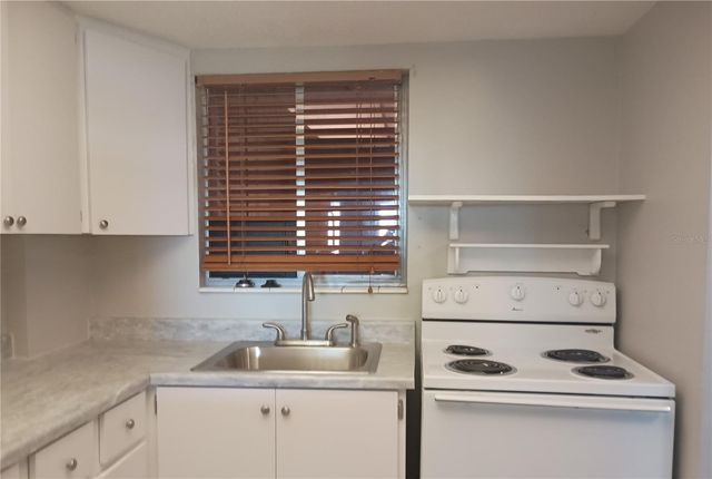 4109 LAKE BAYSHORE DRIVE 407, Bradenton, FL 34205