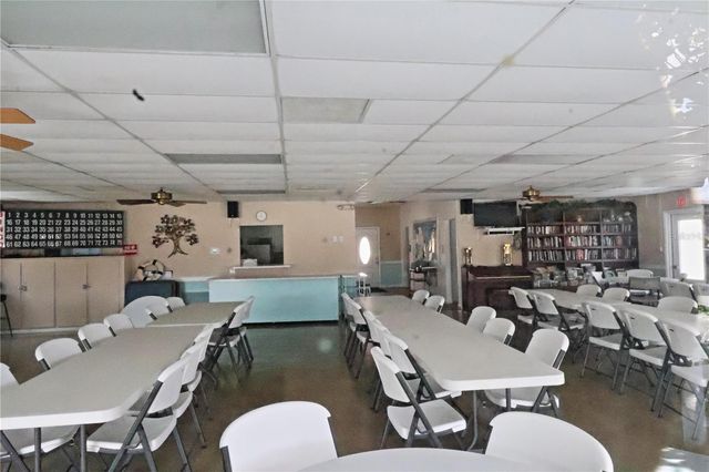 4109 LAKE BAYSHORE DRIVE 407, Bradenton, FL 34205