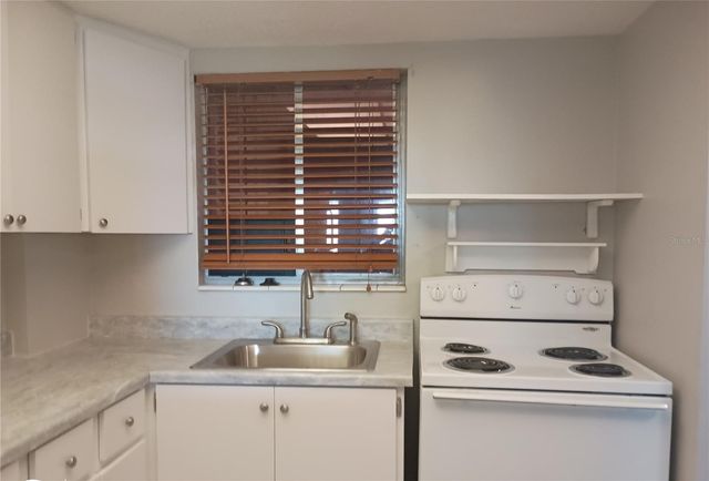 4109 LAKE BAYSHORE DRIVE 407, Bradenton, FL 34205