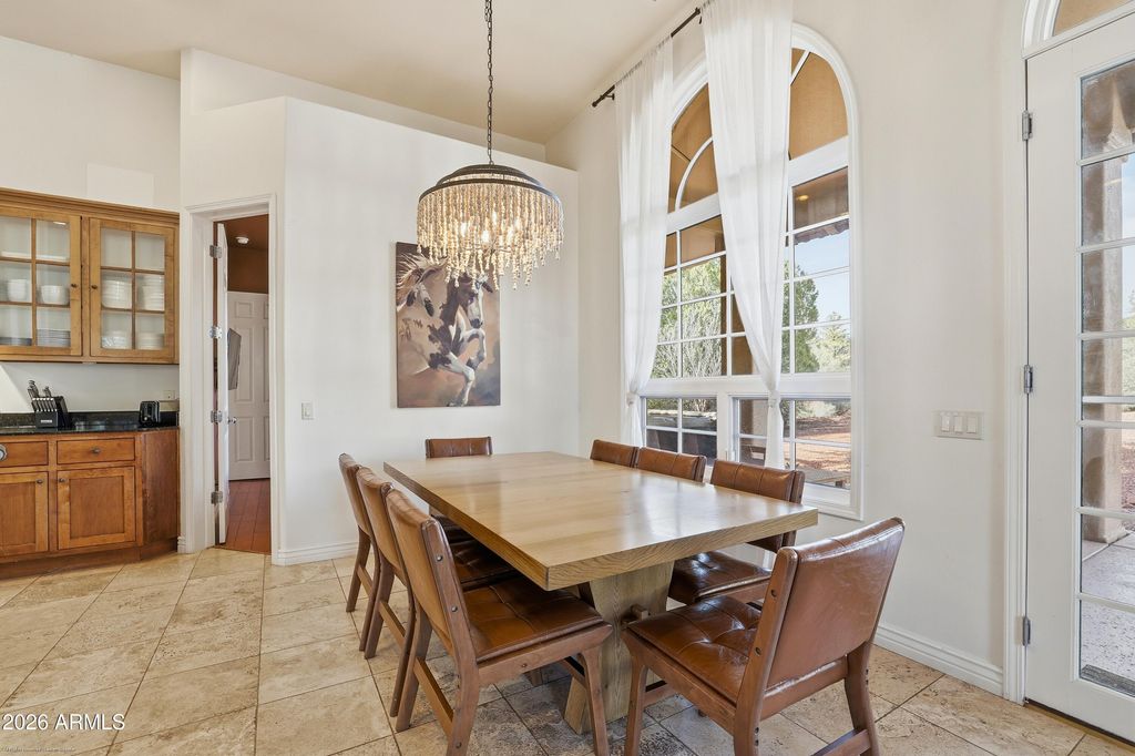 Image 16 of property listing at 36 W DOVE WING Drive, Sedona, AZ 86336