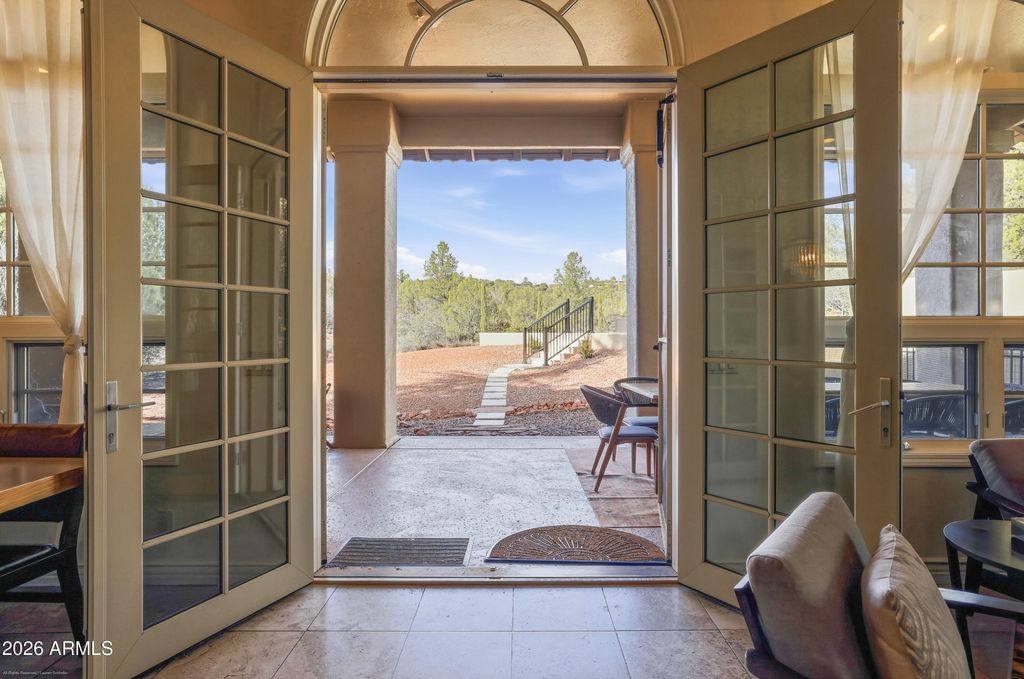 Image 19 of property listing at 36 W DOVE WING Drive, Sedona, AZ 86336