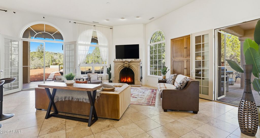 Image 9 of property listing at 36 W DOVE WING Drive, Sedona, AZ 86336