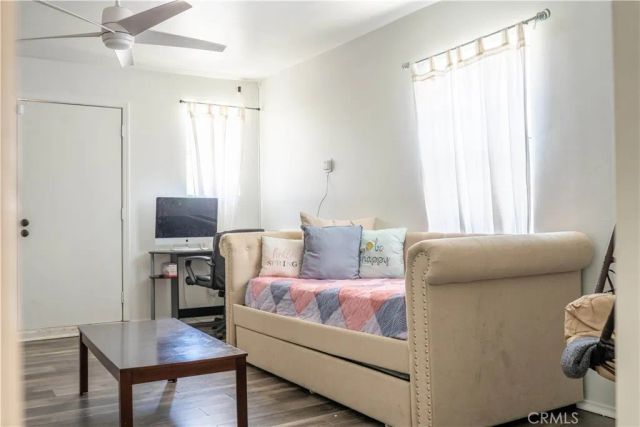 3208 W 74th Street, Park Hills Heights, CA 90043