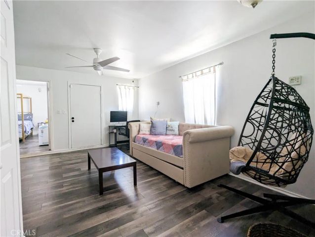 3208 W 74th Street, Park Hills Heights, CA 90043