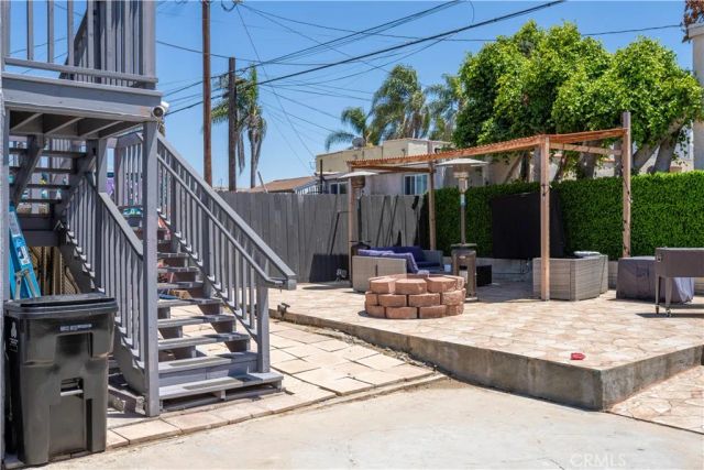 3208 W 74th Street, Park Hills Heights, CA 90043