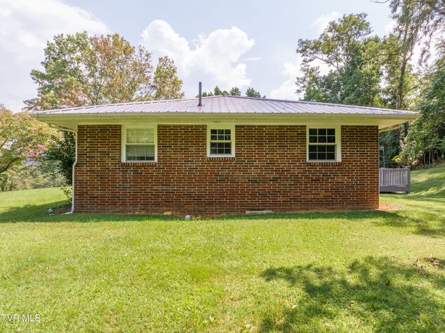129 Grove Park Drive, Bristol, TN 37620